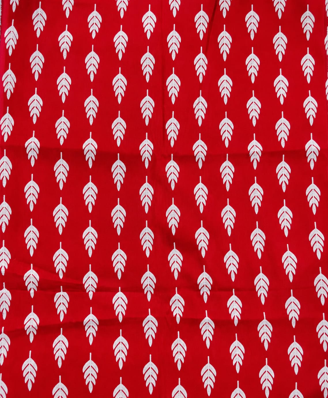 Red Printed Lawn 2-Piece Salwar Kameez Suit – Elegant White Leaf Print
